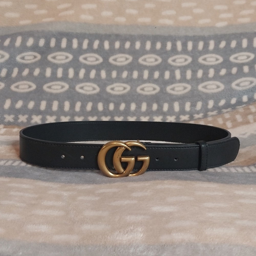 Gucci Black and Gold Leather Belt with Iconic Buckle